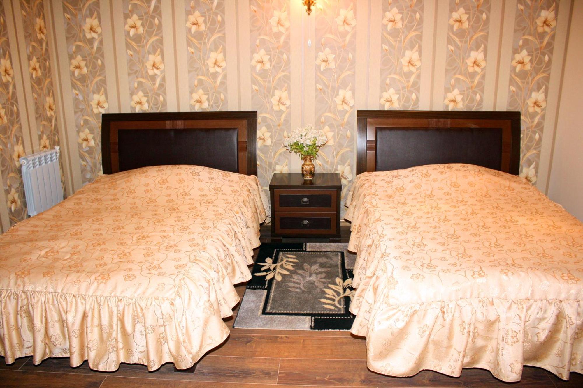 Christy Hotel Goris Room photo